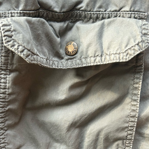 Women’s North Face Anorak Jacket Army Green Small - Picture 3 of 4